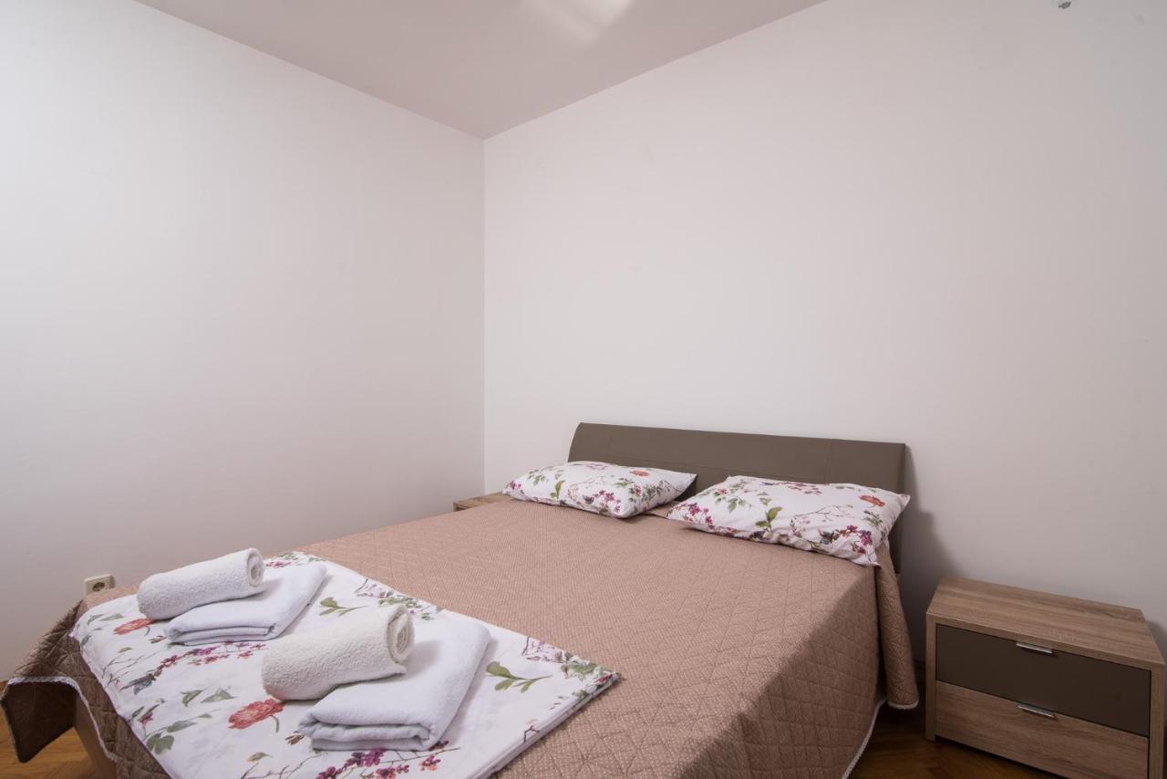 Apartman Josipa Trogir Exterior foto